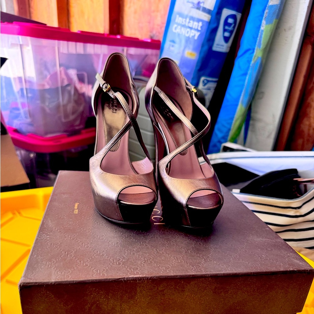 Bronze gucci platform 5 inches
